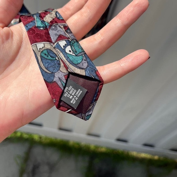 3/$25Leo chevalier abstract design silk neck tie - Picture 4 of 6